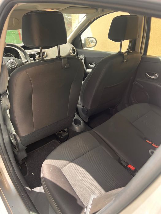 Carro Renault Clio 2010
