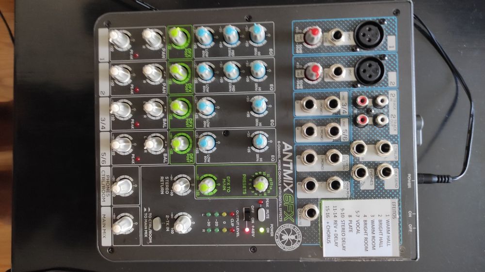Mesa mistura Antmix 6fx