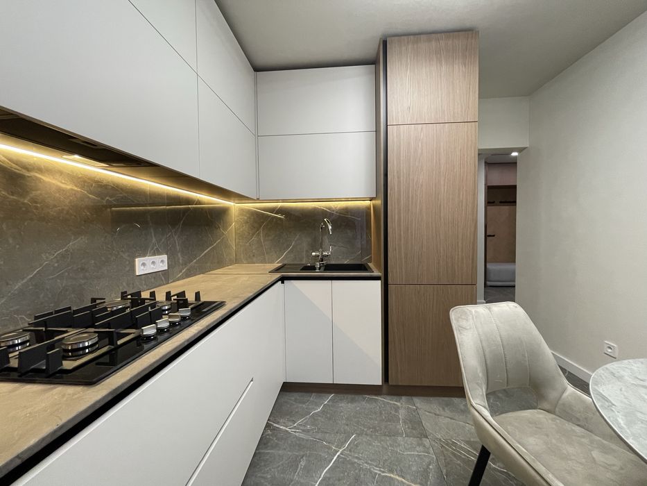 Продаж три кімнатної квартири біля ТЦ Velles Mall