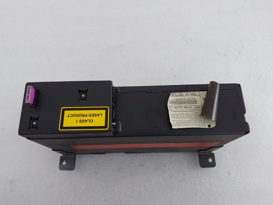 Caixa / leitor CDs BMW X5 (E53)