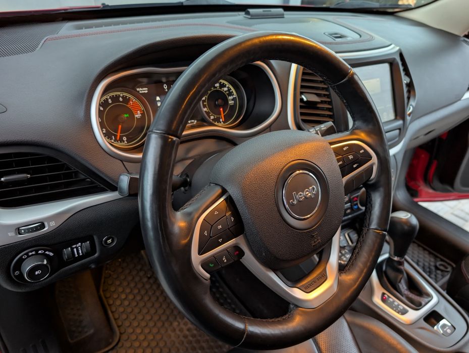 Jeep Cherokee kl Trailhawk 3.2