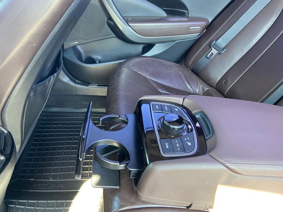 Hyundai Grander 2012 3л газ