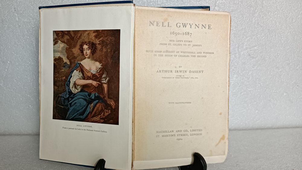 Raro livro de 1924 NELL GWYNNE por  Arthur Irwin Dasent