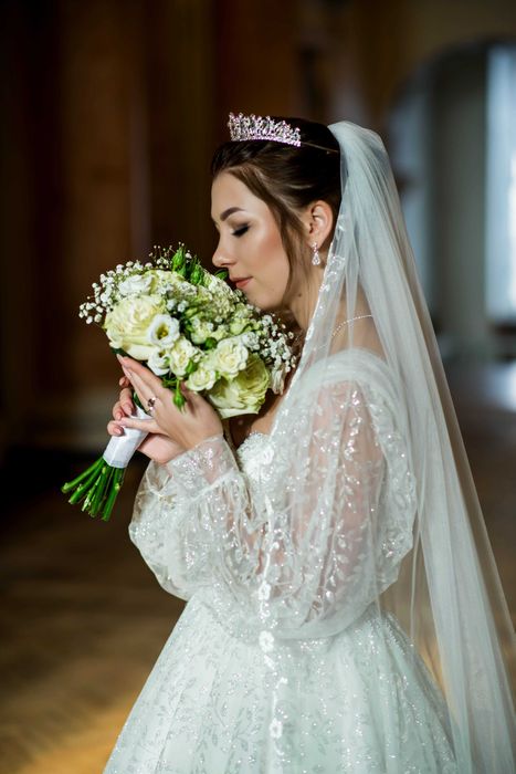 Весільна біла пишна сукня. Сукня для вінчання. Сукня для весілля