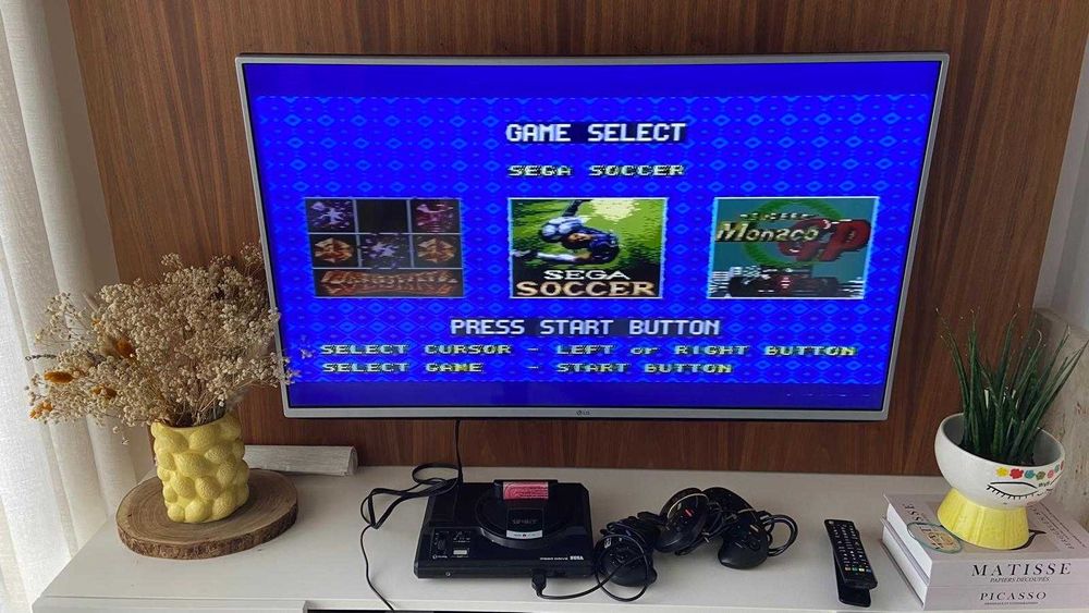 Consola Sega Mega Drive + jogo
