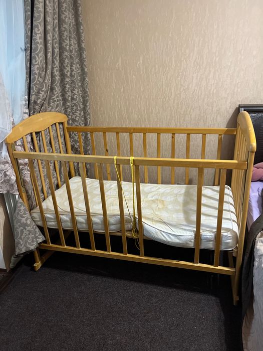 Ліжечко дитяче. Віддам безкоштовно.