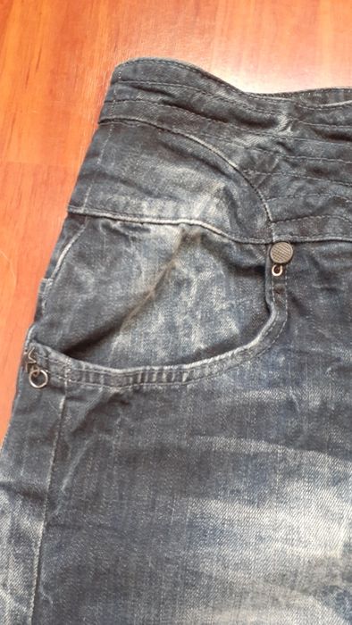 Жіночі джинси-афгані .Bershka