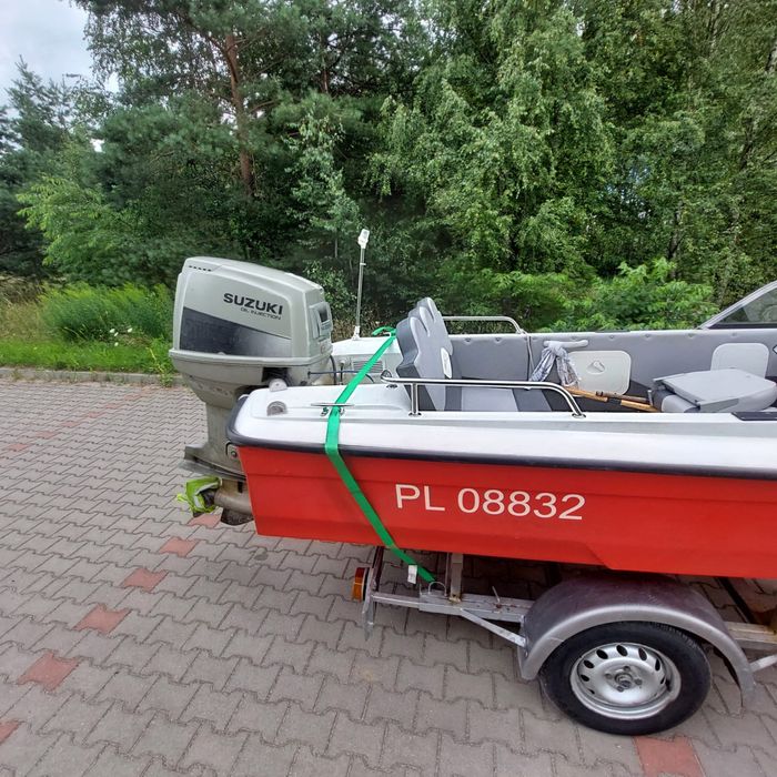 Łódź motorowa/motorówka