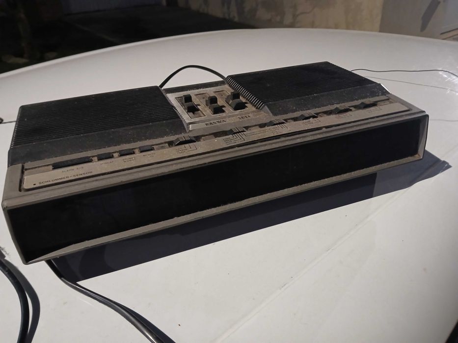 Radio despertador Sanwa 2014