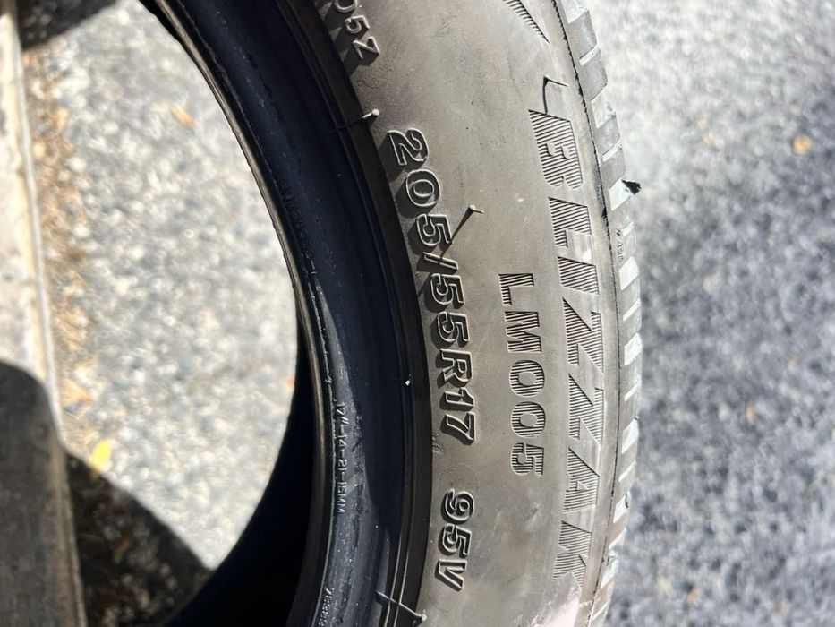205/55/17 Bridgestone 2 pneus