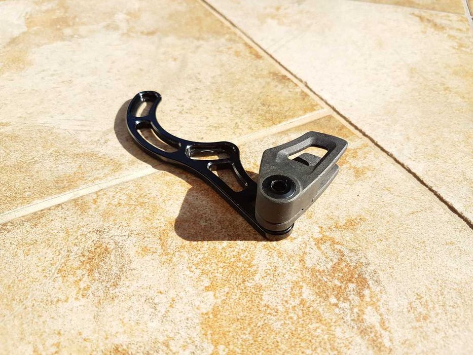 prowadnica łańcucha SPECIALIZED Chain Guide ISCG 28-32T