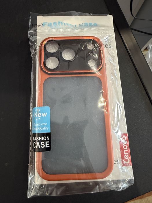 Etui case do Iphone 17 Pro pomarańczowe