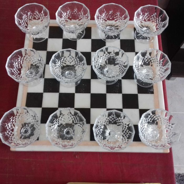 Vendo 12 copas de cristal 100% como novas.