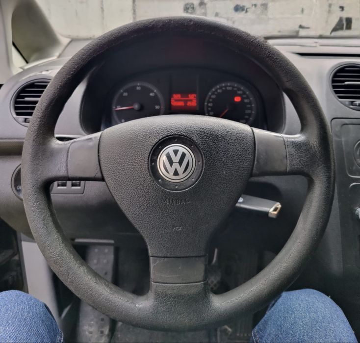 Vw caddy, revisoes em dia