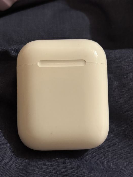 Airpods 2, білий колір