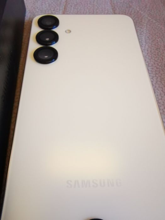 Samsung Galaxy S24+ Plus