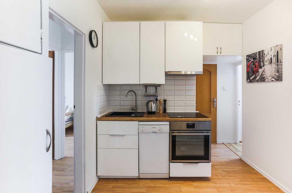 Gdańsk Zaspa/Wrzeszcz, Dywizjonu, SKM: pokój dla młodej osoby, od 1.3