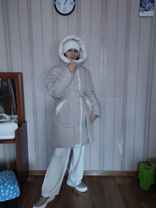 якісна куртка пуховик пальто з хутром