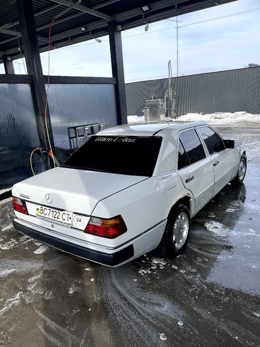 Mercedes-Benz w124 1992р 2.0 бензин