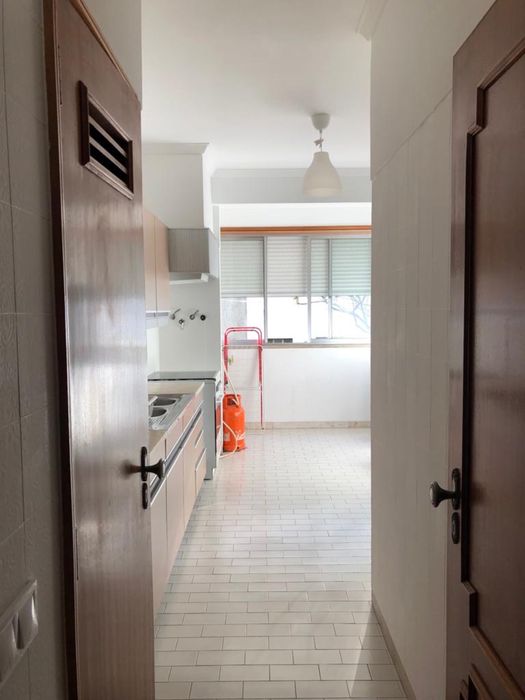 Quarto casal s/caução Portela Sacavem