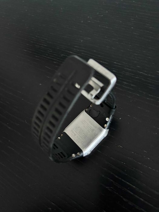 Relógio Polar V800 (com fita e sensor de frequência cardíaca)