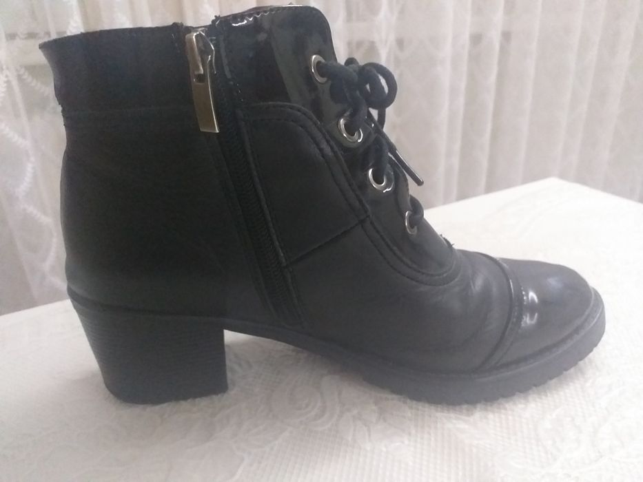 Продам кожанные ботиночки 37 размер