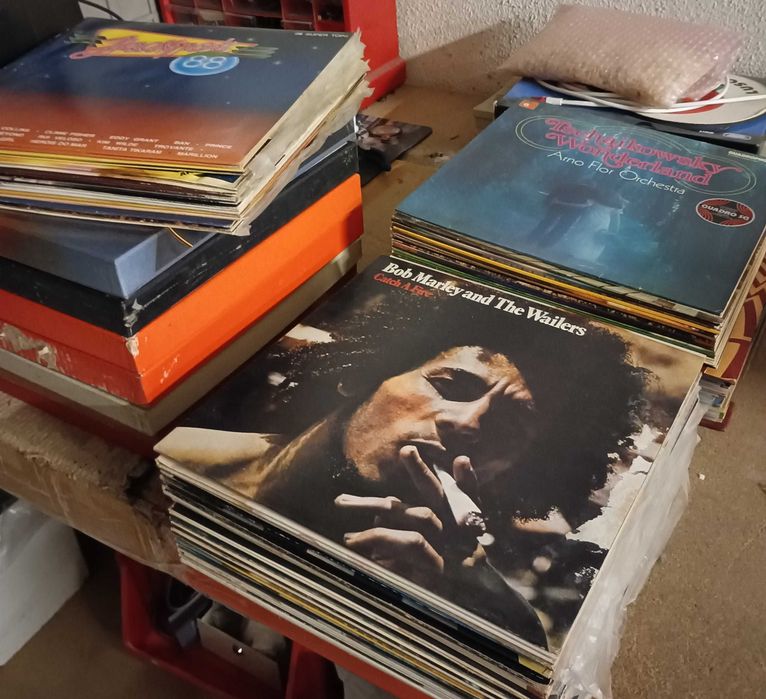 Mais de 100 LPs vinil