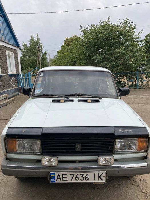 Продам ВАЗ 2105 жигулі По запчастинам!!