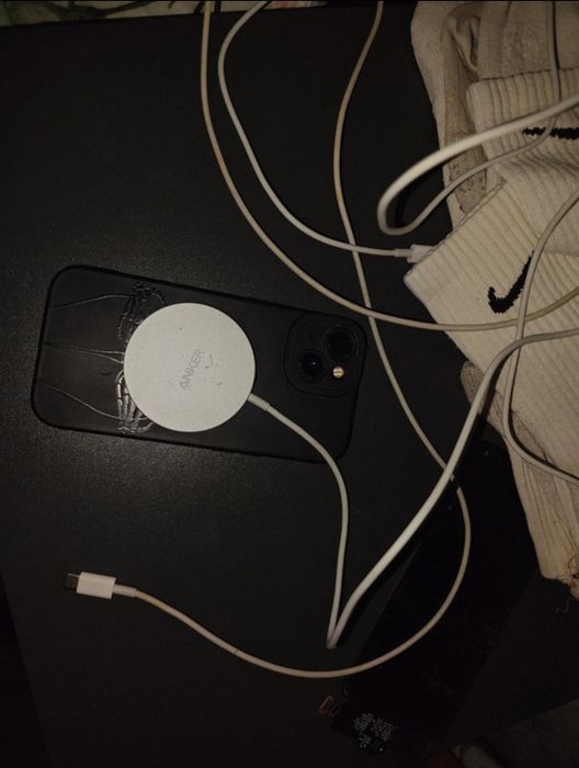 iPhone 13 128gb 76% bateria