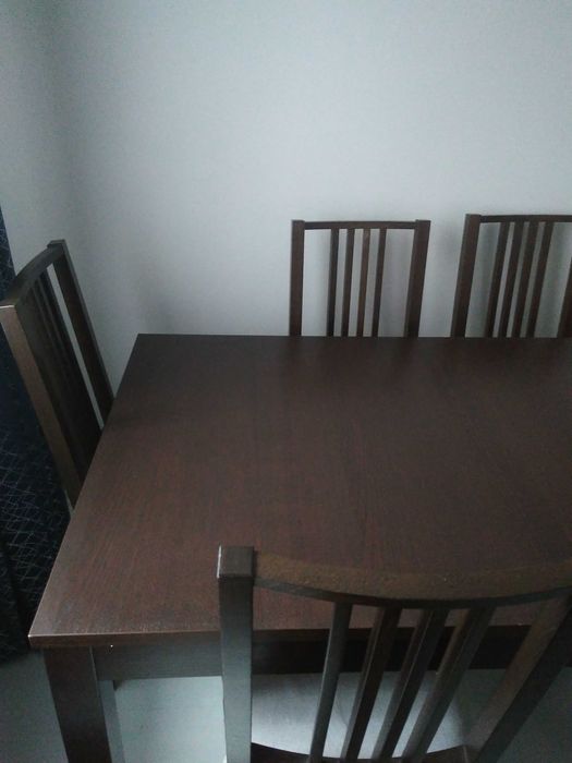 Stół rozkładany Ikea + 6 krzeseł