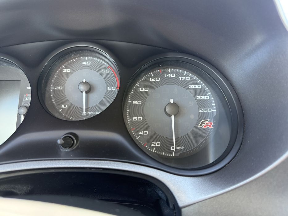 Seat Leon Fr 2.0 170cv diesel Facelift ano 2010 235,000km poss/retoma/troca