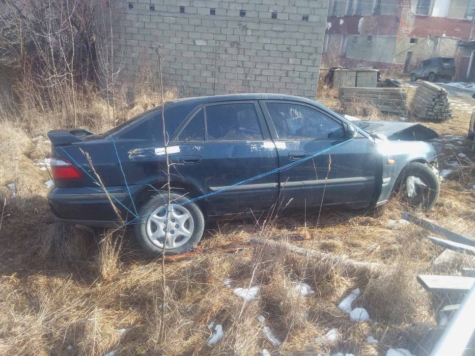 Продам Уаз(1000$) та Mazda(350$)