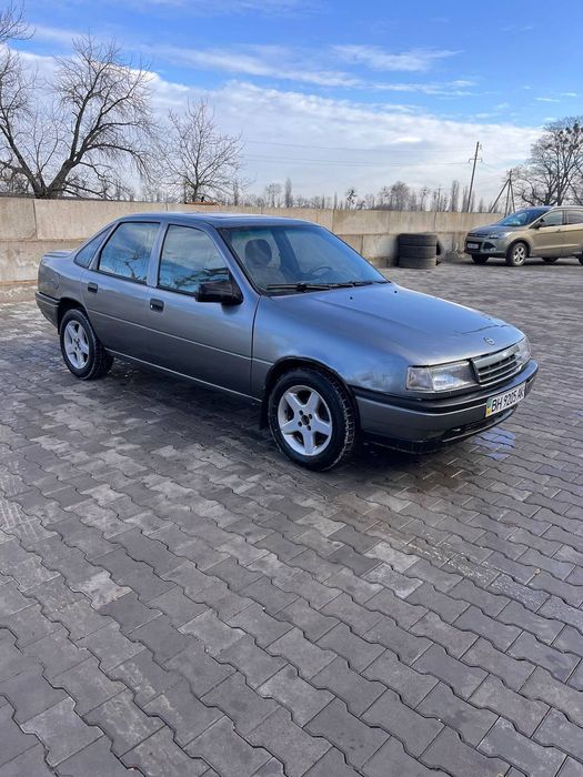 Опель Вектра 2,0 бензин.