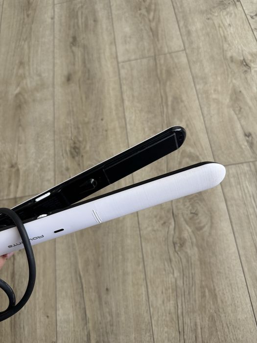 Випрямляч для волосся