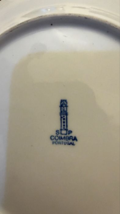 Conjunto de 4 pecas de loiça de coimbra