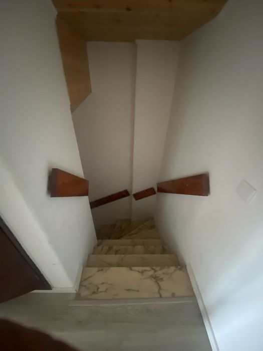 Alugo apartamento T2 / mobilado , em setubal