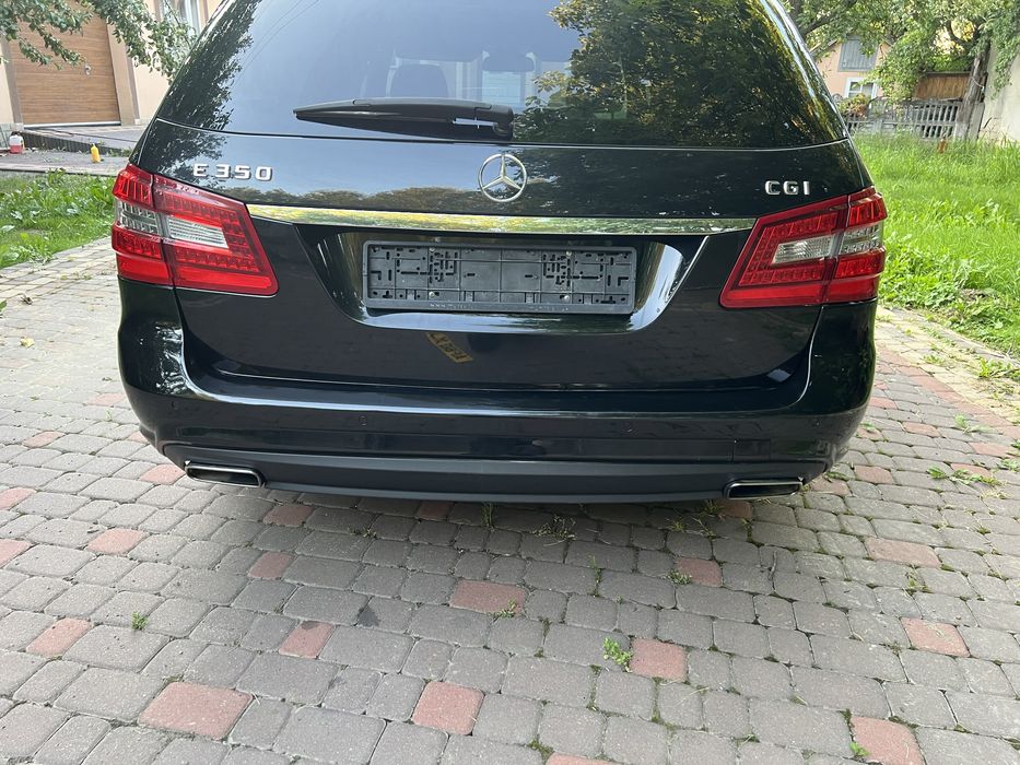Фонарі Стопи Фонарь Mercedes Benz w212  авангард
