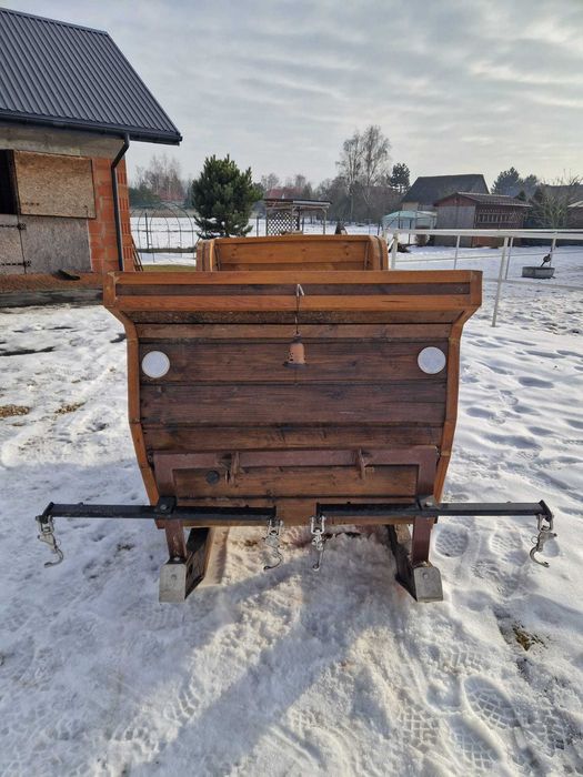 Sanie konne w wersji pudełko