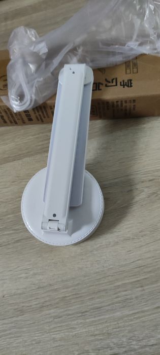 Светильник на акамуляторе