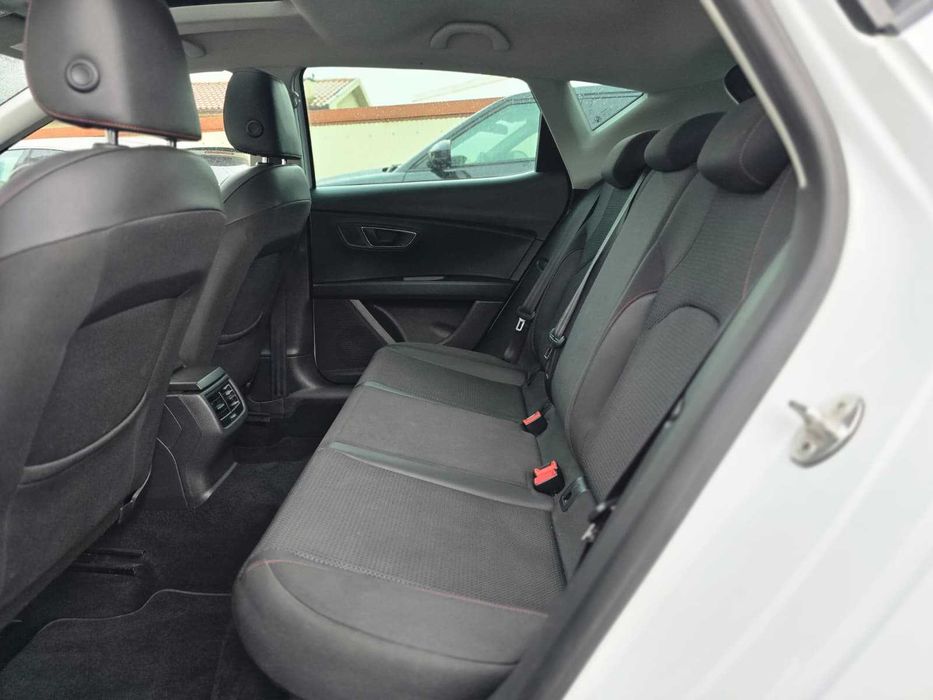 SEAT LEON FR 5F 2.0TDI 150CV "LOOK CUPRA"