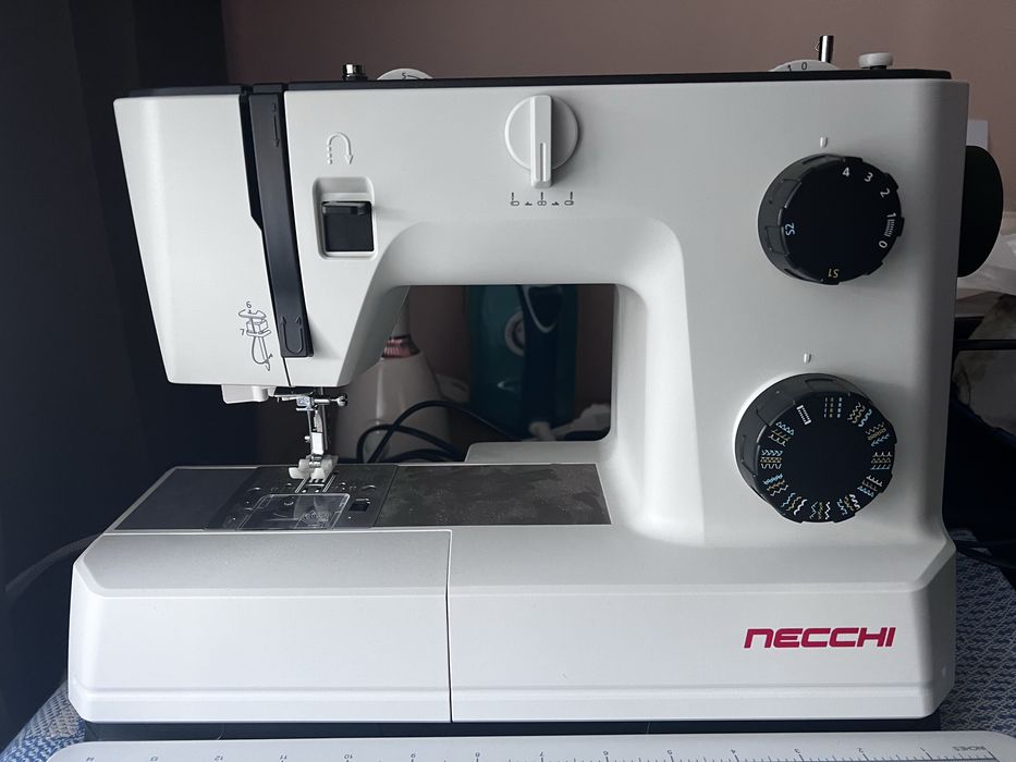 Швейна машина Necchi Q132A(нова)