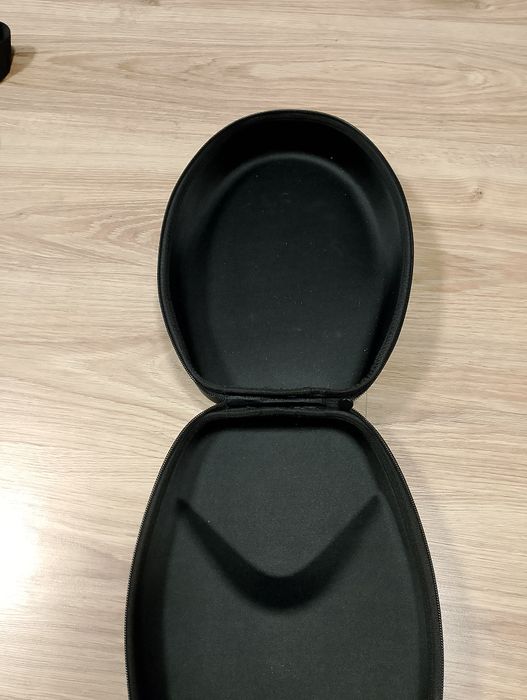 Twarde etui pokrowiec Khroom