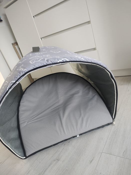 Materiałowa buda dla psa