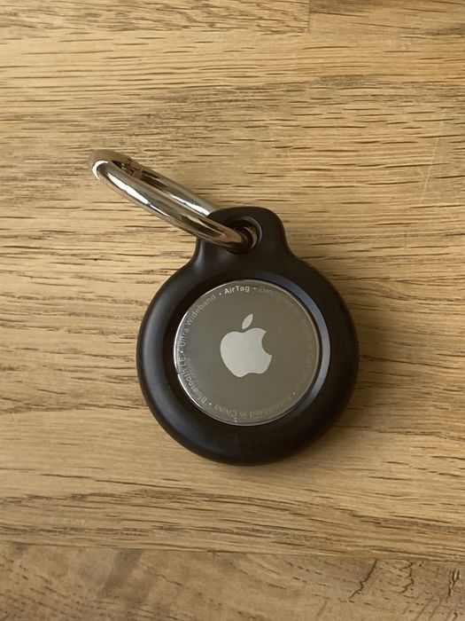 Пластиковий чохол брелок для Apple AirTag чехол брелок