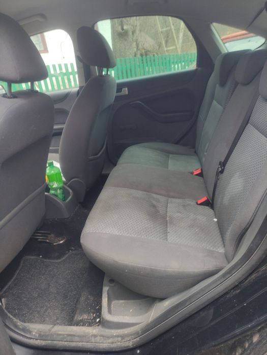 FORD FOCUS 1,6 бензин!