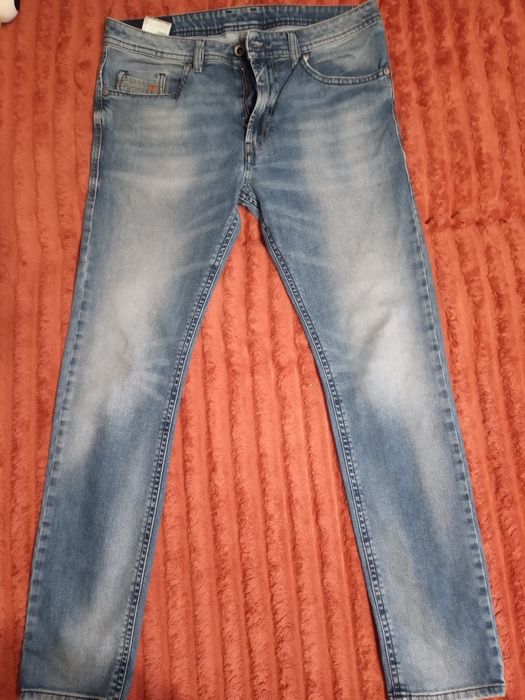 Продам мужские джинсы  Diesel оригинал