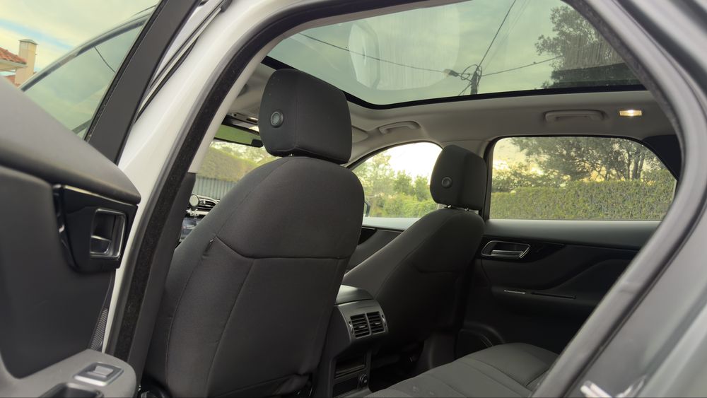 JAGUAR F-PACE  2.0 DIESEL  165.000 KMS CAIXA MANUAL IMPECÁVEL