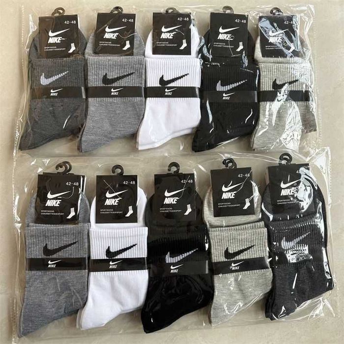 Meias de marca excelente produto