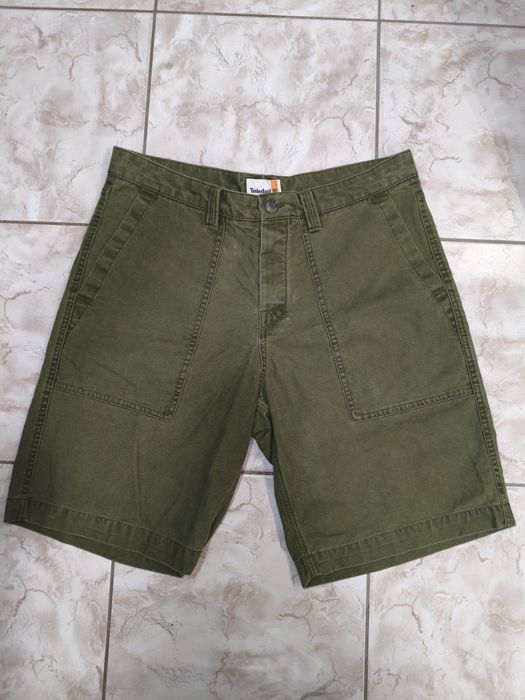 Чоловічі шорти Timberland оливкові W32 оригінал ідеальний стан