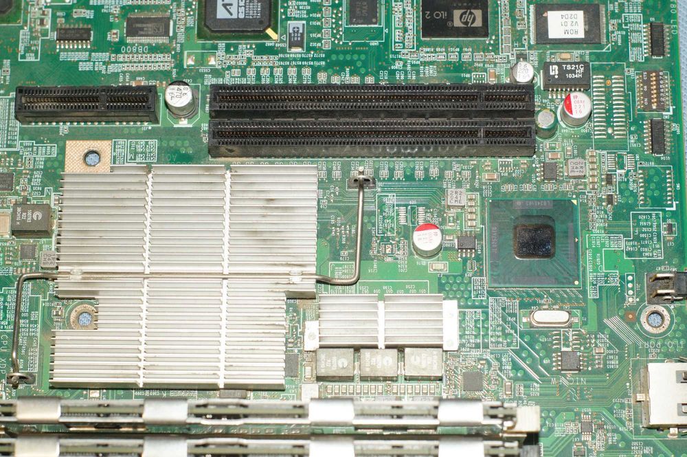 HP SE1120 G7 591747-001 2*s1366 DDR3 ECC REG 2кулери Xeon X5650 Z800